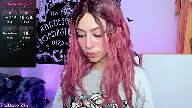 Snapshot of Anni_420_ chatting on 10-29-25, 08:16 Anni 420  online show from 10-29-25, 08:16