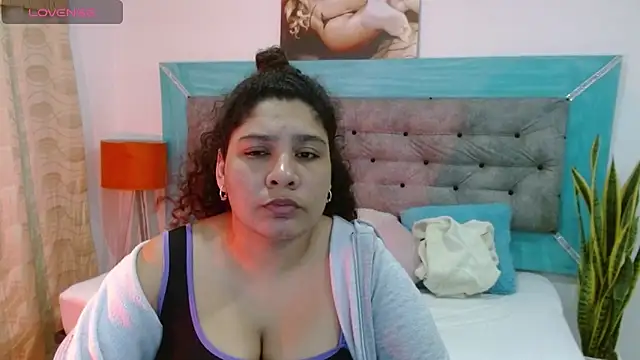 roxx iie online show from 10-07-25, 02:31