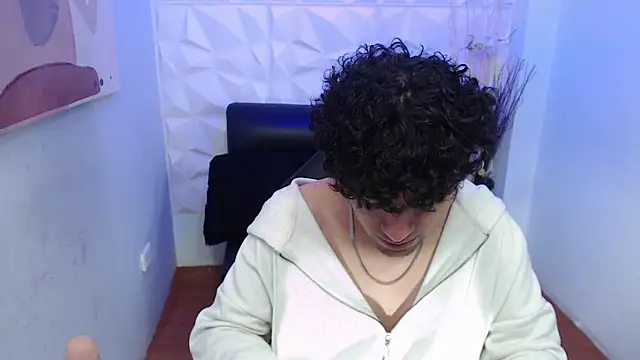 Liil boy online show from 10-19-25, 03:40