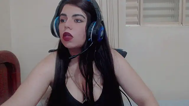 AgathaMendes online show from 10-15-25, 12:33