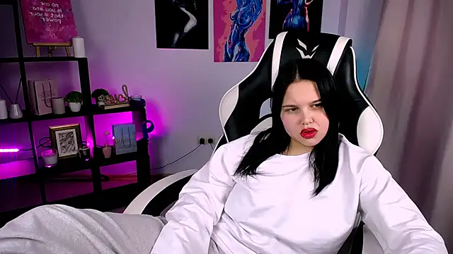 KittyKrissy  online show from 10-13-25, 03:01