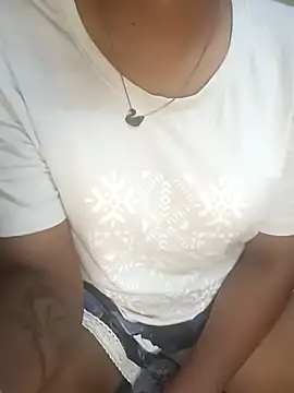 Snapshot of tamil_thaara03 chatting on 10-22-25, 05:02 tamil thaara03 online show from 10-22-25, 05:02