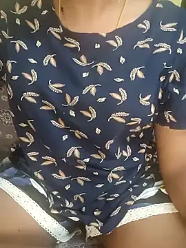 Snapshot of tamil_thaara03 chatting on 10-31-25, 06:31 tamil thaara03 online show from 10-31-25, 06:31