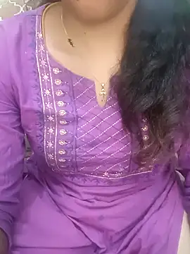 Snapshot of tamil_thaara03 chatting on 11-07-25, 01:44 tamil thaara03 online show from 11-07-25, 01:44