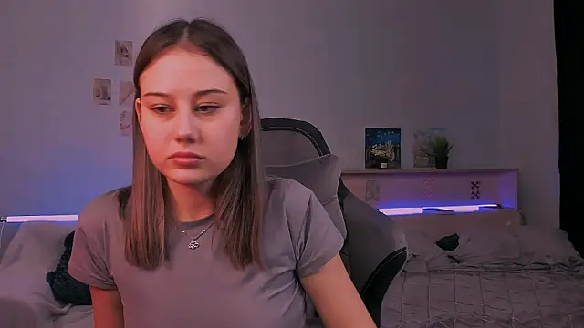 adelle046 online show from 11-24-25, 01:33