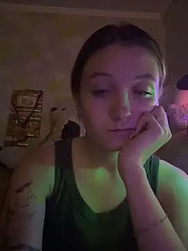 LisaWhiteXq online show from 10-08-25, 07:33