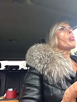 KirraWhite online show from 03-02-26, 06:03