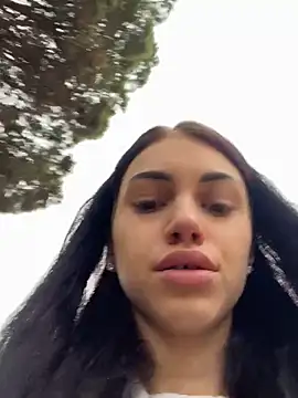 ilariea girl online show from 10-22-25, 01:33