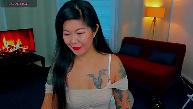 BeckySunday online show from 10-03-25, 05:59