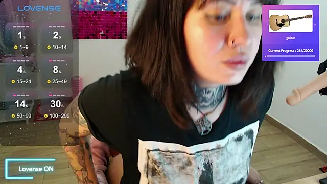 Senorita  Dakota online show from 10-14-25, 09:59