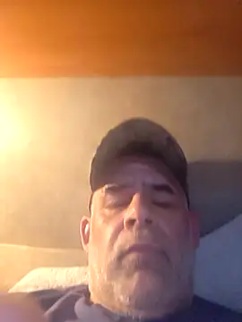 DeeBestEver online show from 11-15-25, 10:04