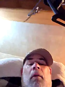 DeeBestEver online show from 12-22-25, 01:24