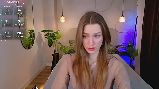 Snapshot of PollyMayer chatting on 02-05-26, 08:46 PollyMayer online show from 02-05-26, 08:46