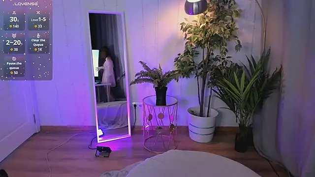 Snapshot of PollyMayer chatting on 02-22-26, 09:35 PollyMayer online show from 02-22-26, 09:35