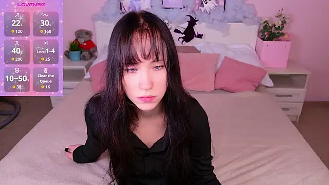 Melissa Gonzales online show from 10-16-25, 03:35