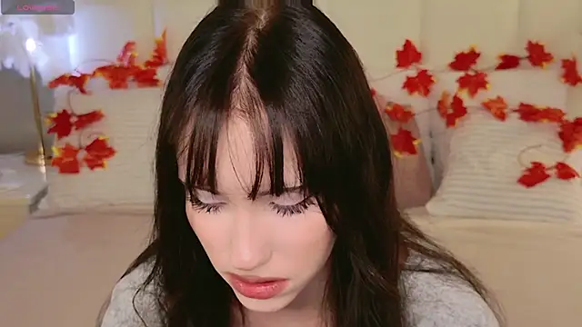 Melissa Gonzales online show from 10-20-25, 02:06