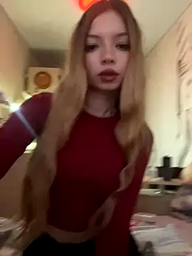  Siennaaa  online show from 10-20-25, 02:39