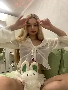  Siennaaa  online show from 11-16-25, 04:34