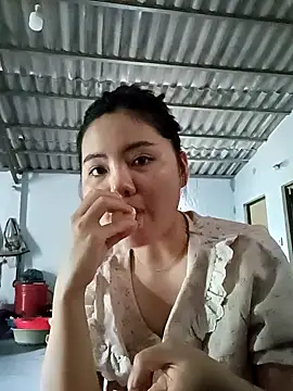 Snapshot of nhimxu chatting on 10-02-25, 08:54 nhimxu online show from 10-02-25, 08:54