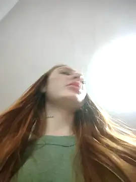 Bennuluspeach  online show from 12-14-25, 04:29