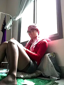 yewuzhibb online show from 10-11-25, 07:51