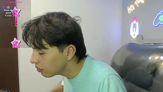 StiwenTwink online show from 01-09-26, 08:32