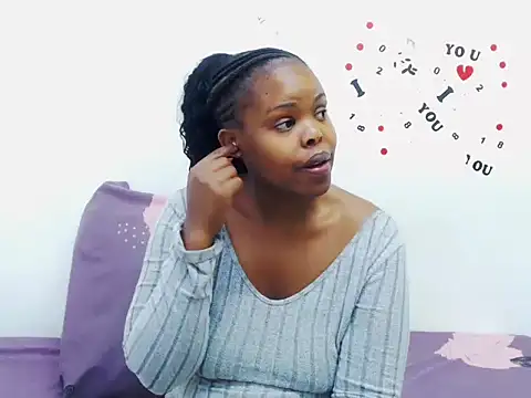 XYummyDoll32 online show from 10-13-25, 04:45