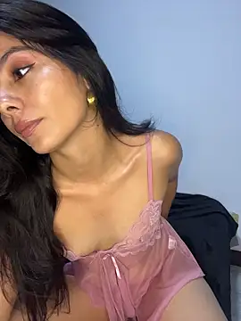 SaraMistick online show from 11-25-25, 10:26