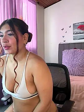 Antonella  b online show from 12-16-25, 02:11