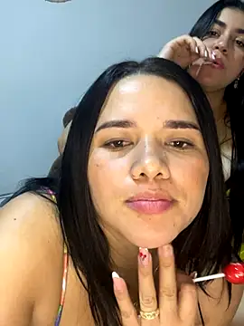 Snapshot of sindyy_01 chatting on 10-08-25, 05:05 sindyy 01 online show from 10-08-25, 05:05