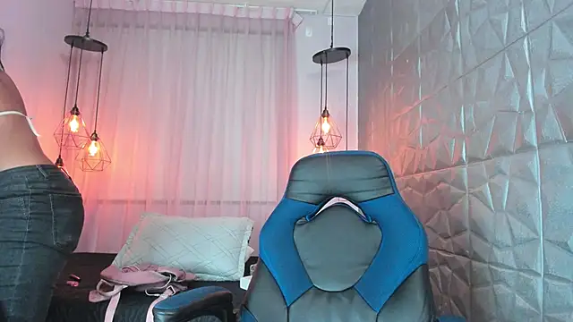 Snapshot of MADDY_MAGIC chatting on 11-07-25, 07:47 MADDY MAGIC online show from 11-07-25, 07:47