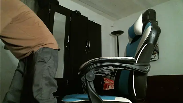 Dickie Dicking online show from 10-10-25, 08:52