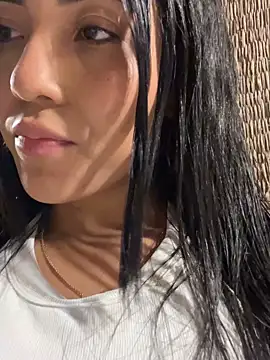 Snapshot of NatalieLewis chatting on 11-07-25, 11:49 NatalieLewis online show from 11-07-25, 11:49