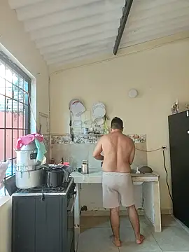 MauroDxxx online show from 10-06-25, 08:17