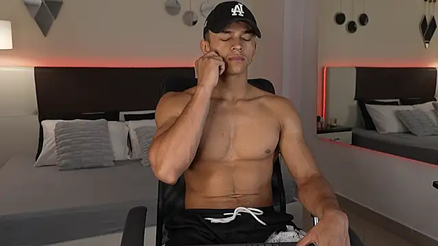 DanteeStone online show from 10-10-25, 08:19