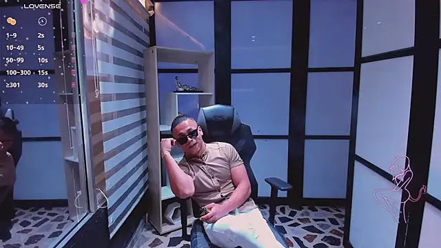 ApoloBonshe  online show from 10-04-25, 08:29
