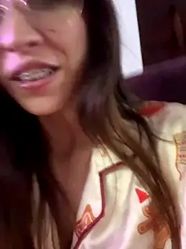 fanyabbey online show from 12-20-25, 05:47