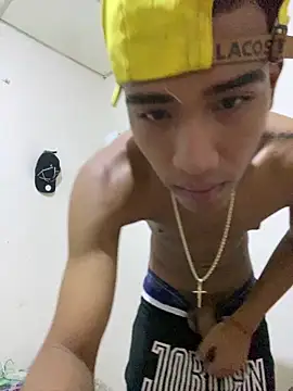 Snapshot of boy_perfect6 chatting on 03-04-26, 11:11 boy perfect6 online show from 03-04-26, 11:11