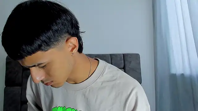 Snapshot of Anthony_carter chatting on 11-03-25, 01:56 Anthony carter online show from 11-03-25, 01:56