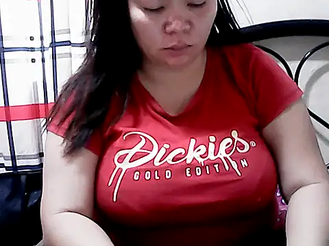 HornyPussie69 online show from 03-25-26, 11:55