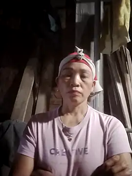 Snapshot of meo-meo00 chatting on 11-17-25, 06:24 meo-meo00 online show from 11-17-25, 06:24