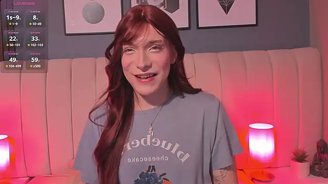 DaimondPink online show from 10-30-25, 03:19