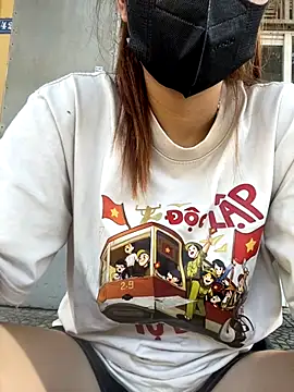 Snapshot of Nhim_xynk chatting on 10-02-25, 02:18 Nhim xynk online show from 10-02-25, 02:18
