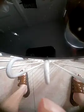 Zun 121 online show from 10-22-25, 06:02