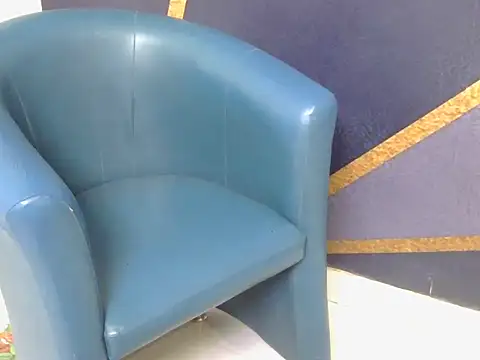 shiny-krisha online show from 11-03-25, 04:36