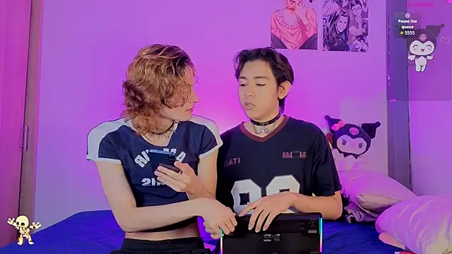 Snapshot of Darcy_and_Stolas chatting on 10-27-25, 11:31 Darcy and Stolas online show from 10-27-25, 11:31