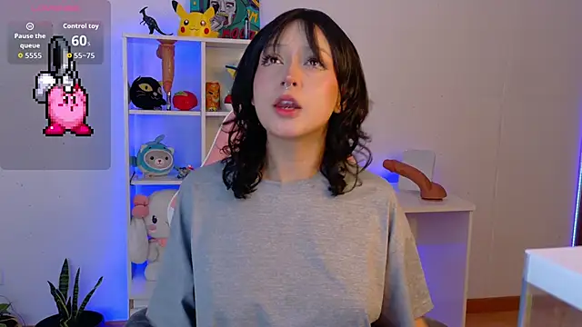 Sallie Doll online show from 10-22-25, 08:52