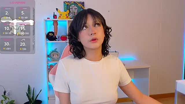 Sallie Doll online show from 11-11-25, 04:51