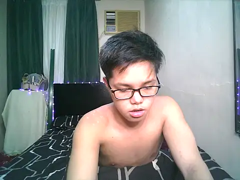 hot babyboy26 online show from 10-24-25, 02:57