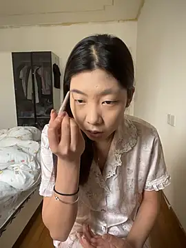 Snapshot of chibaoao66 chatting on 10-28-25, 02:15 chibaoao66 online show from 10-28-25, 02:15